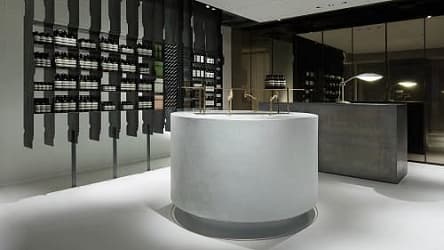 Aesop 南青山店 店舗内