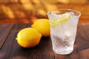 レモンと 炭酸水