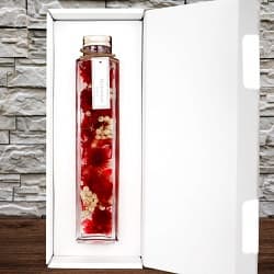 ギフトボックスに入ったハーバリウム 角瓶 (1本) レッド