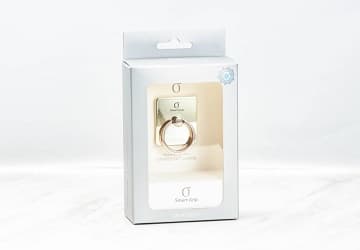 箱に入った スマホリング ライトゴールド