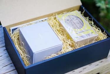 ギフトＢＯＸに入った カモミールハーブティー＆カップ