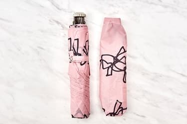 リボン柄軽量ミニ｜折りたたみ傘 閉じた コーラル