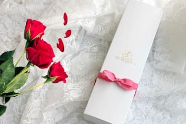 赤い花BOXに入った トワレ ハーバリウム