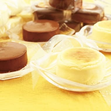 美味しそうなチーズスフレケーキ