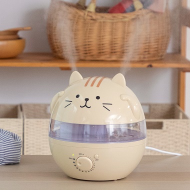 耳から噴霧するFukuFukuNyanko アロマ加湿器チャチャデザイン