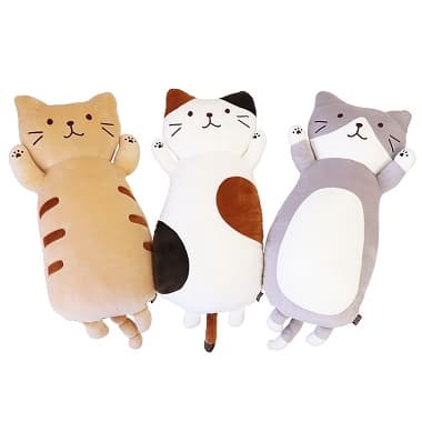 ミケ、チャチャ、ハッチのHUGクッション