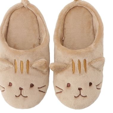 ふくふくにゃんこのスリッパ チャチャデザイン