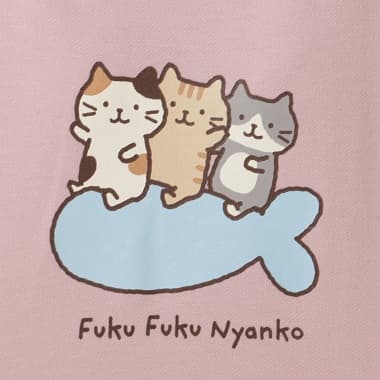 FukuFukuNyanko あったかのびにゃんワンピース ピンクの可愛いにゃんこ達の柄
