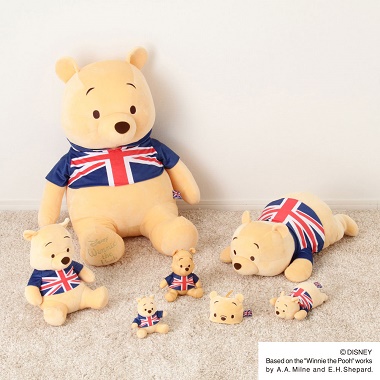 プーさんのBIG抱き枕と様々なプーさんのぬいぐるみ