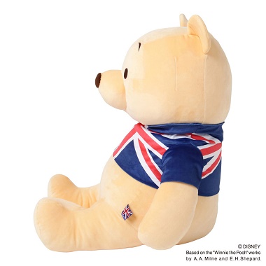 横向きのプーさんのBIG抱き枕