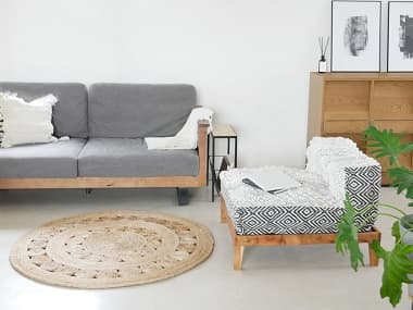 ソファと共に置かれたブロックマルチ ソファ センター MAC/ホワイト