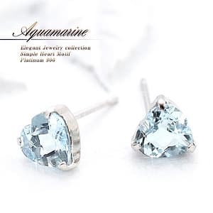 爽やかなブルーのハート型アクアマリン ハートピアス
