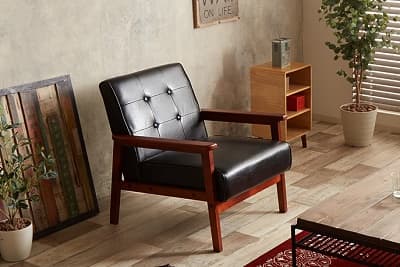 レトロなダークブラウンのレザーの１人掛けソファー