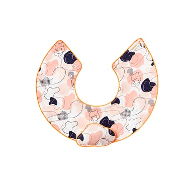 暖色系の模様が可愛い丸いスタイ