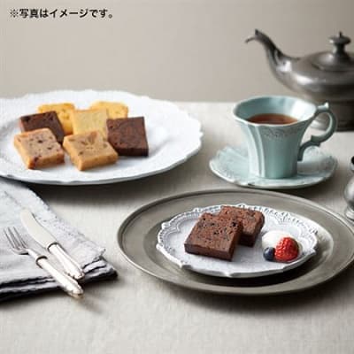 oggiのガトースライスケーキをお皿に盛ったイメージ