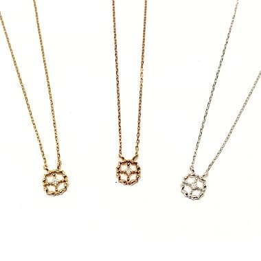 3本のプティネックレス トロワ、TOP部分